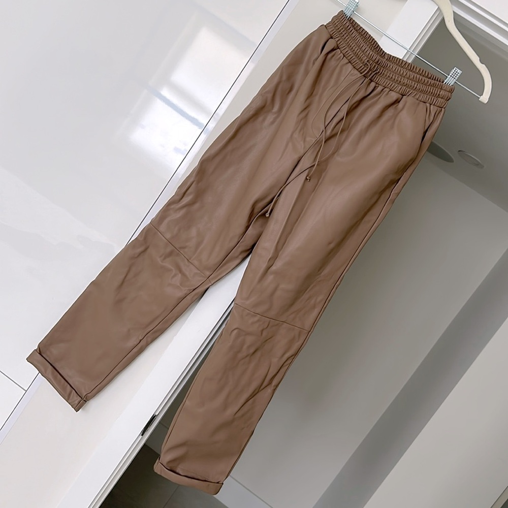 Leather pants tan color, xs/s